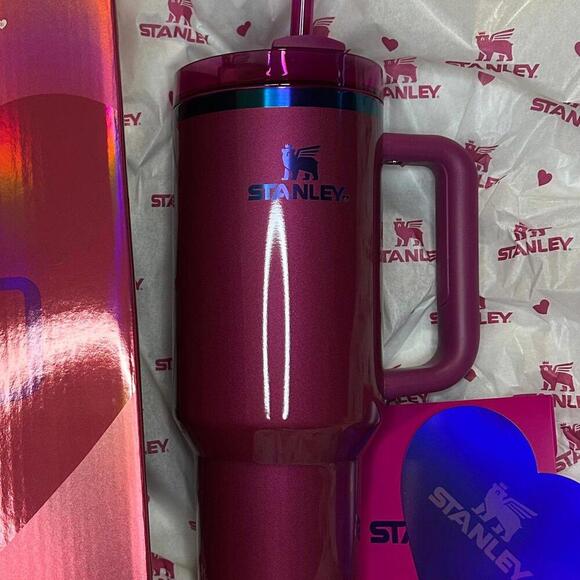 STANLEY Limited Edition Berry Truffle 40 OZ BNWT - Picture 2 of 4